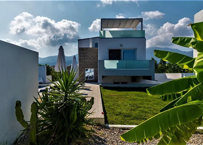 Lilu 1 With Private Pool