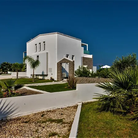 Lilu 1 With Private Pool Tigaki