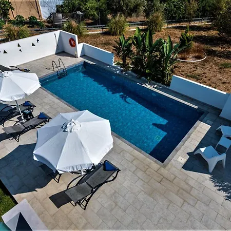 Lilu 1 With Private Pool Вилла Тигаки