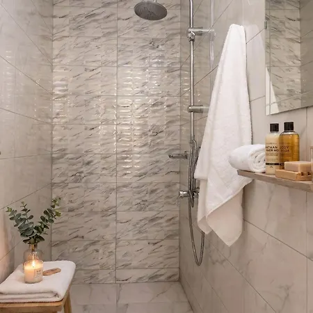 Lilu 1 With Private Pool And Seaview *