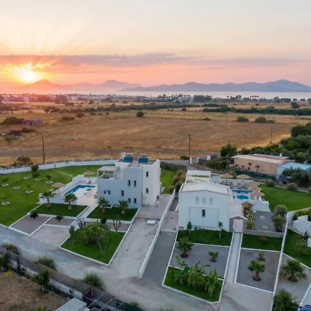 Villa Lilu 1 With Private Pool And Seaview Tigaki