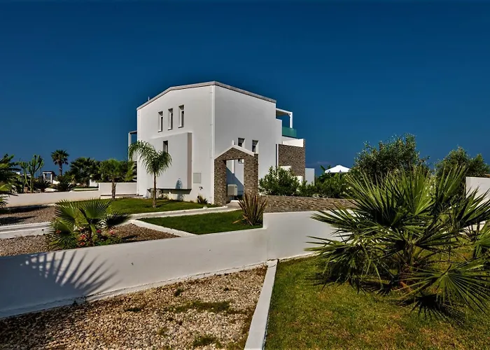 Lilu 1 With Private Pool Tigaki