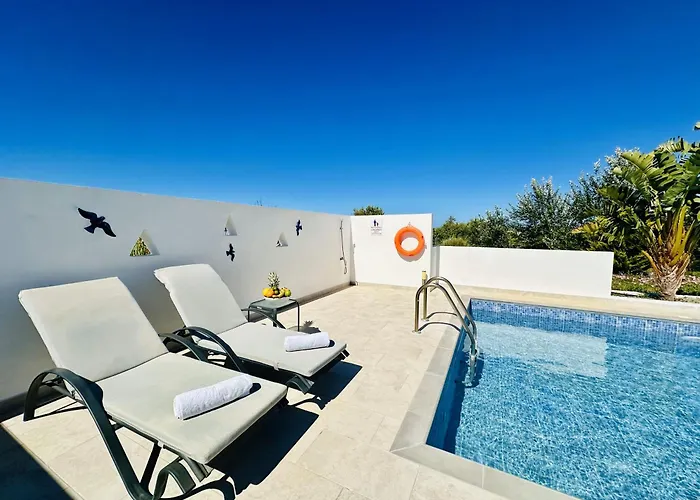 Lilu 1 With Private Pool Tigaki